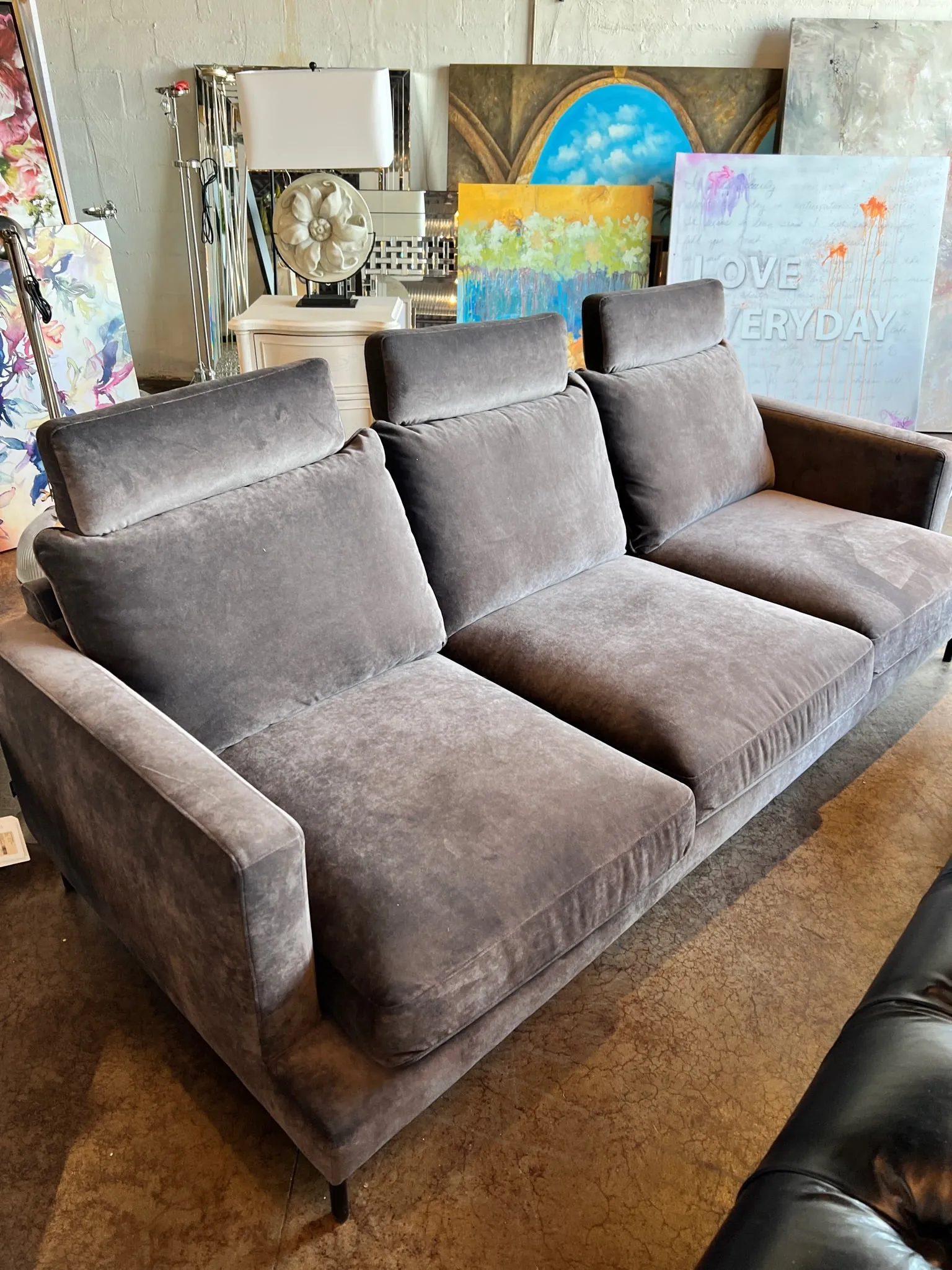 3 SEAT SOFA W/NECKREST