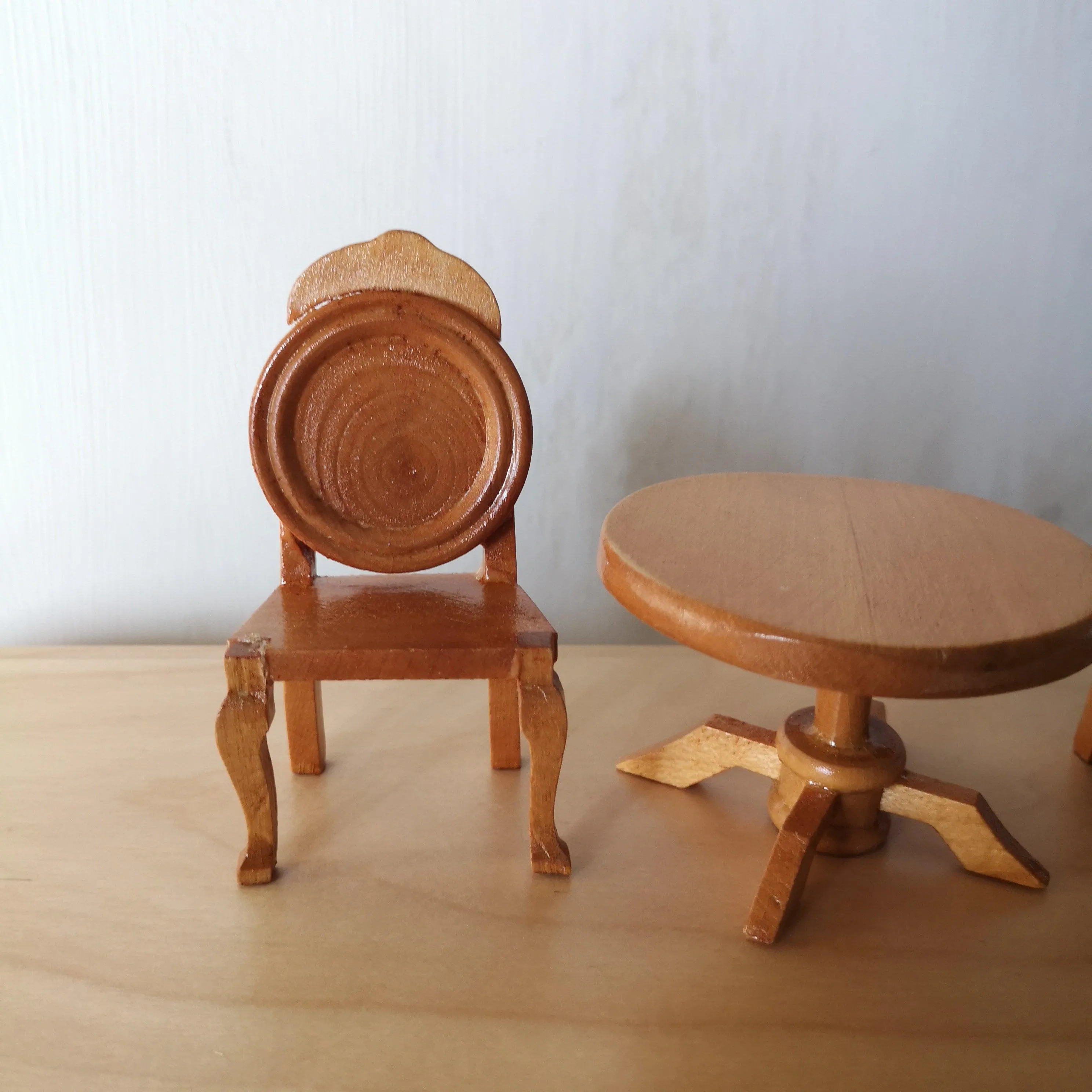 French vintage doll house- dining table&chairs