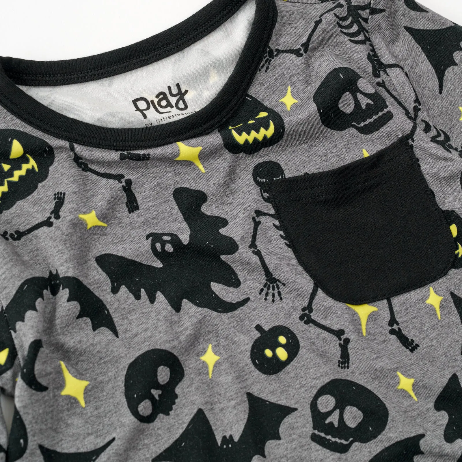 Gray Glowing Ghouls Pocket Tee