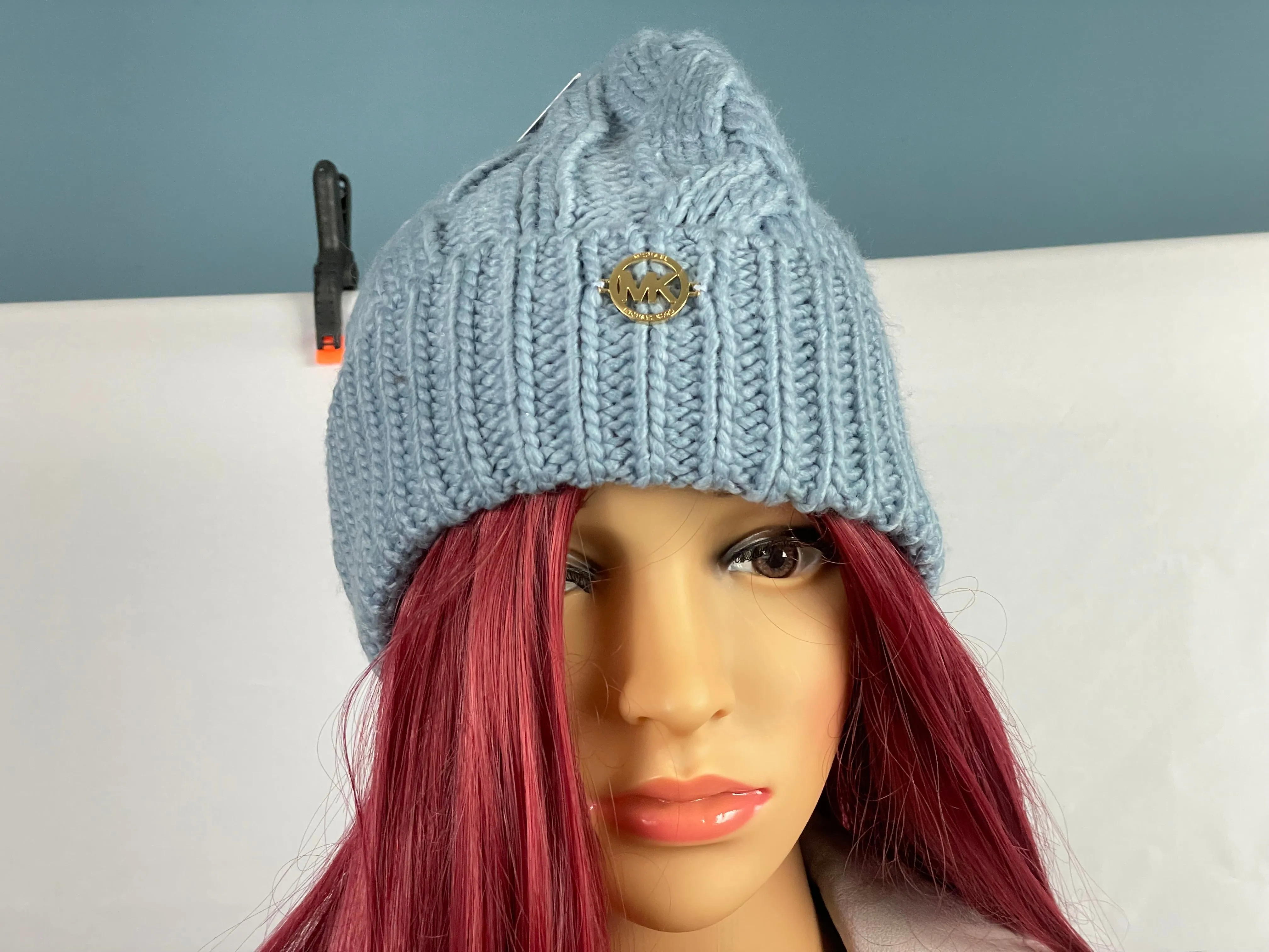 Women's Cuffed Braided Cable Hat