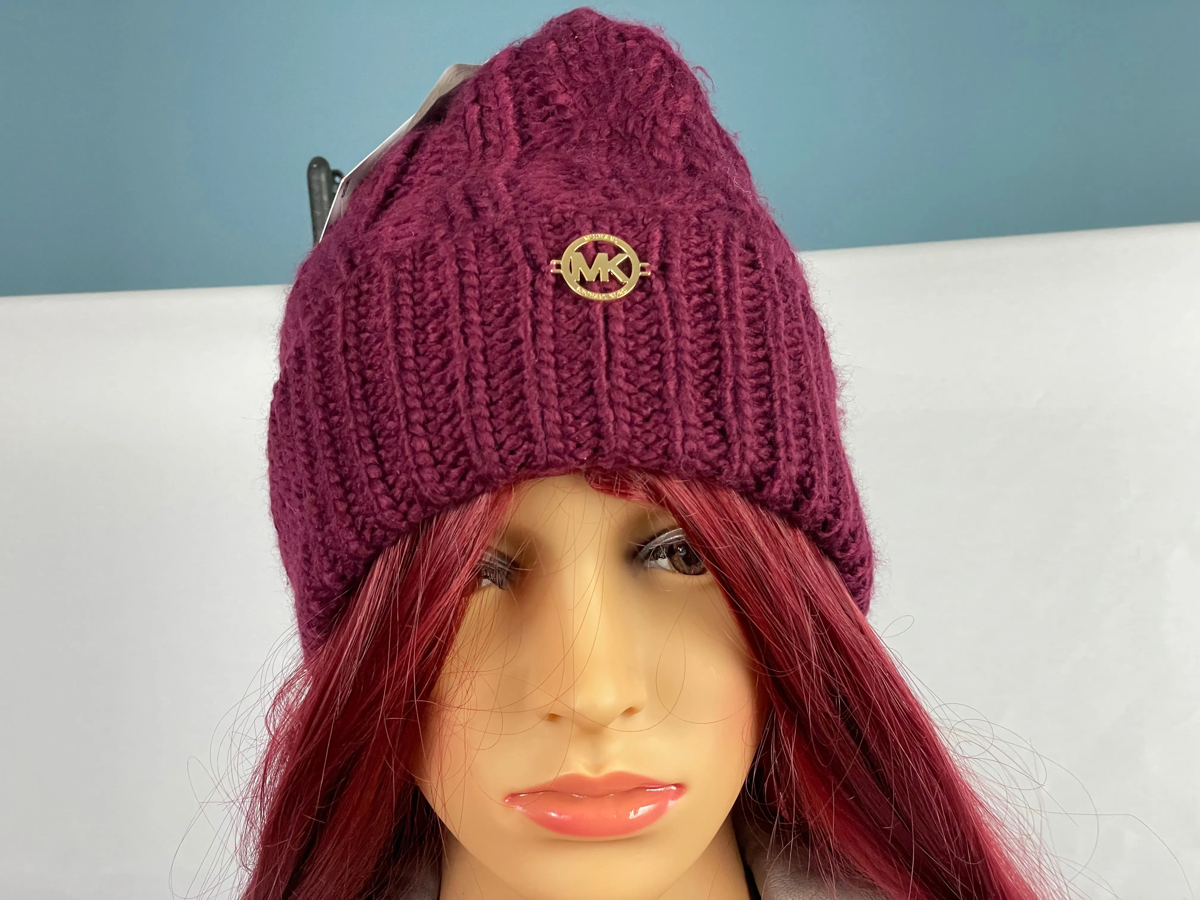 Women's Cuffed Braided Cable Hat